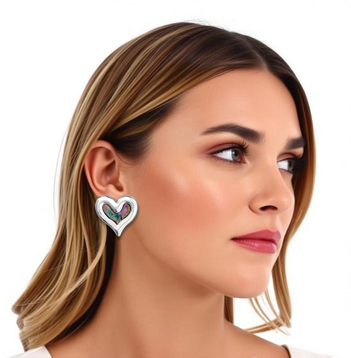 I-D21.2 E2591-158S Fashion Earrings Heart MOP 3.5cm Silver