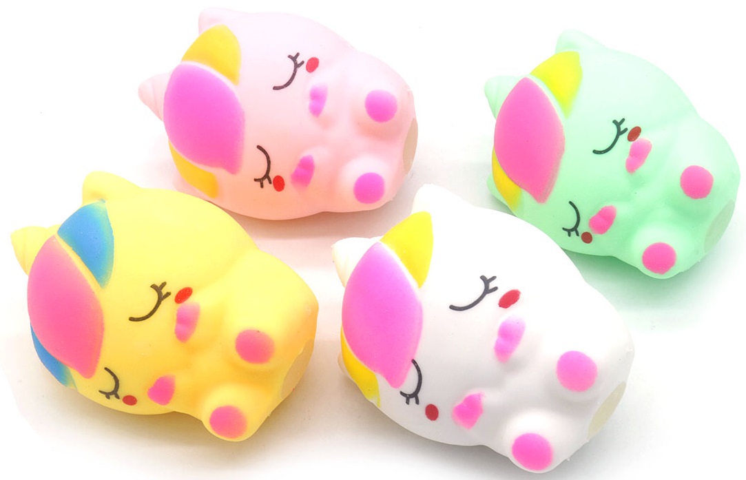 Q-O8.2 T002-004 Squishy Unicorn 9cm - 12pcs